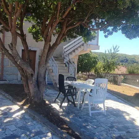 Дом отдыха Casa Com Vista A Montanha Ботикаш